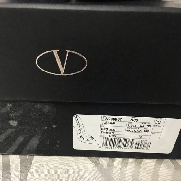 Valentino Garavani Shoes - Picture 5 of 5